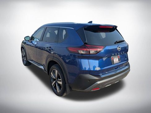 Used 2023 Nissan Rogue SL w/ SL Premium Package FWD image 5
