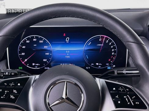 Certified 2025 Mercedes-Benz GLC 350e 4MATIC image 20