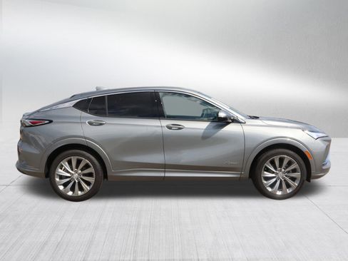New 2025 Buick Envista Avenir image 8