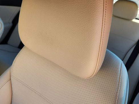 Used 2025 Mercedes-Benz C 300 4MATIC Sedan image 14