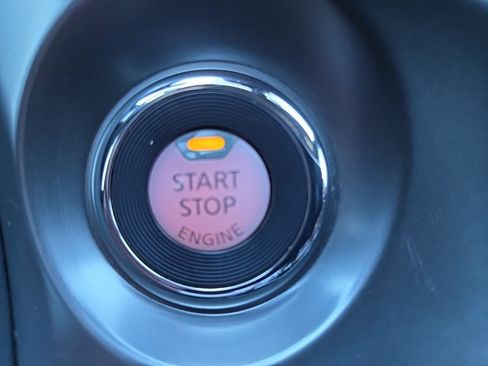 Used 2021 Nissan Maxima SR w/ Sport Mat Group image 31