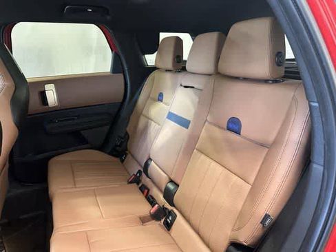 Used 2025 MINI Cooper Countryman S w/ Comfort Package Max image 12