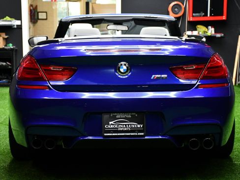 Used 2017 BMW M6 Convertible RWD image 9