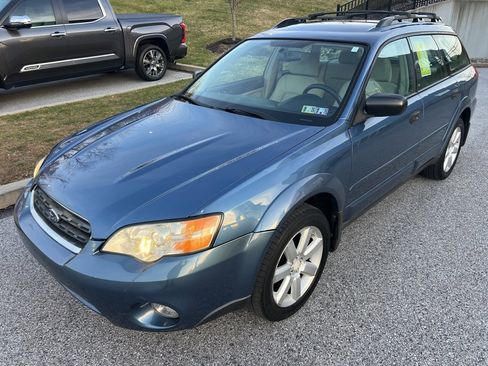 Used 2007 Subaru Outback 2.5i image 8