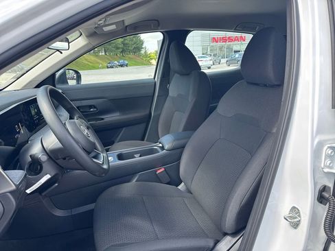 New 2026 Nissan Kicks S AWD/4WD image 10
