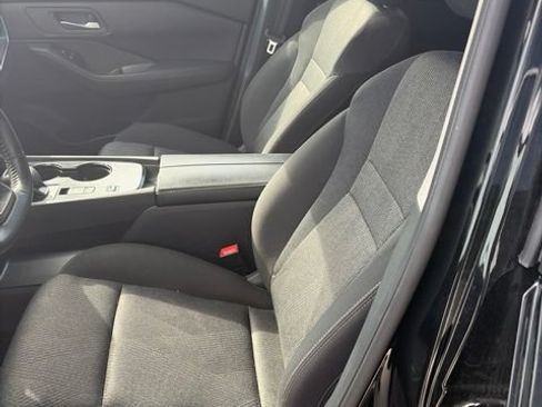 Used 2025 Nissan Rogue SV FWD image 7