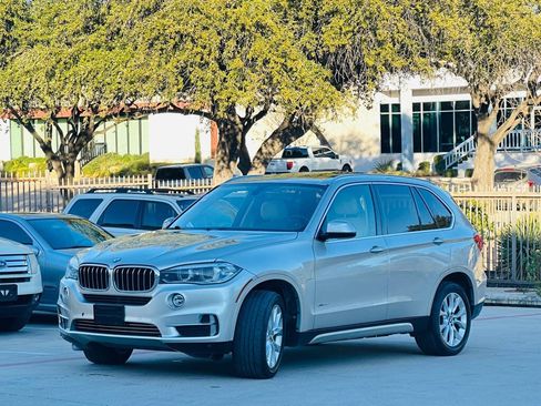 Used 2014 BMW X5 xDrive35i AWD/4WD image 3