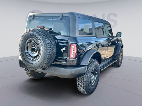 New 2025 Ford Bronco Outer Banks w/ Sasquatch Package image 7