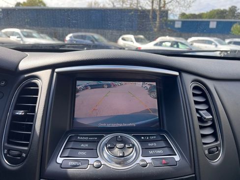 Used 2017 INFINITI QX50 2WD image 17