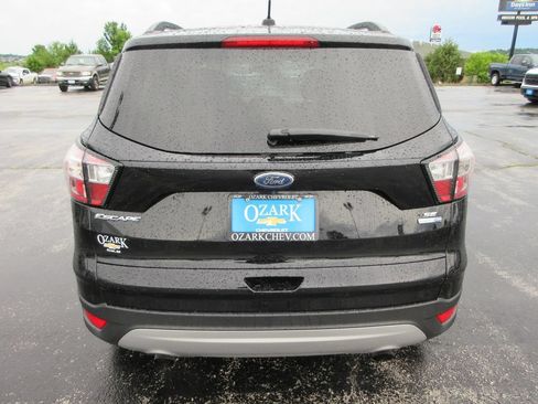 Used 2018 Ford Escape SE AWD/4WD image 4