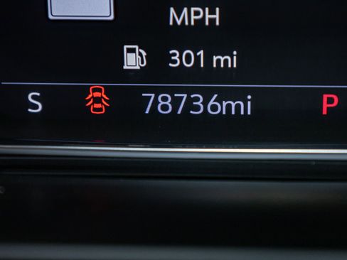 Used 2021 GMC Sierra 2500 Denali w/ Denali Ultimate Package image 17