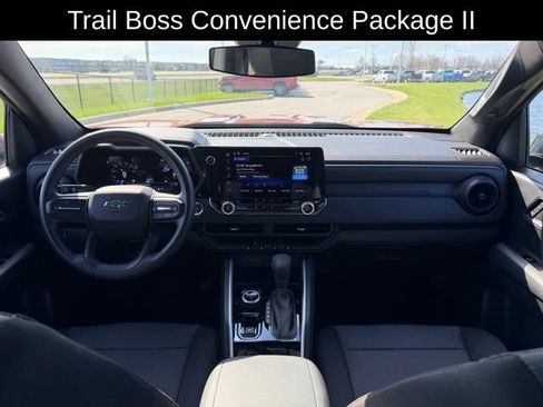 Used 2024 Chevrolet Colorado Trail Boss w/ Advanced Trailering Package image 7