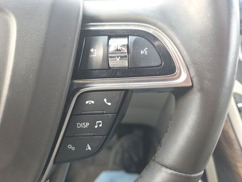 Used 2019 Lincoln Nautilus Reserve image 40
