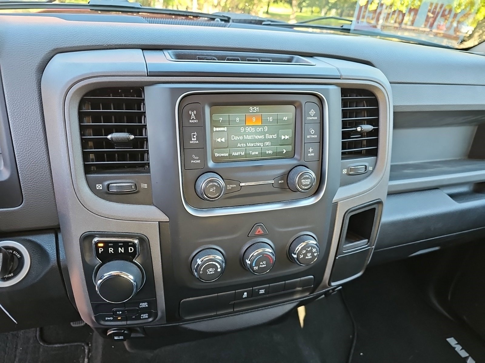Used 2017 RAM 1500 Express w/ Express Value Package AWD/4WD image 19