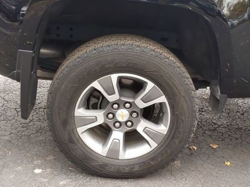 Used 2018 Chevrolet Colorado Z71 image 5