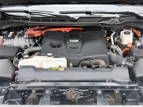 Used 2022 Toyota Tundra Limited image 15