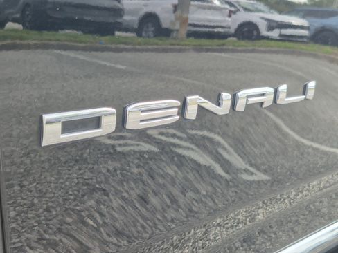 Used 2023 GMC Yukon Denali Ultimate w/ LPO, Floor Liner Package AWD/4WD image 58