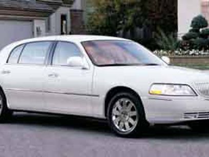 Used 2003 Lincoln Town Car Executive