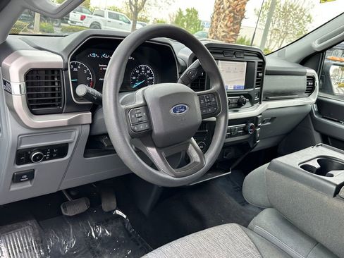 Used 2023 Ford F150 XLT AWD/4WD image 24