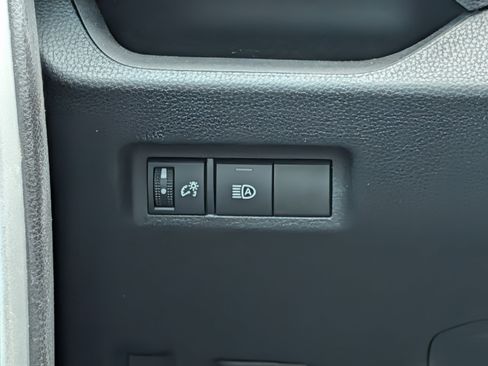 Used 2022 Toyota RAV4 SE AWD/4WD image 26