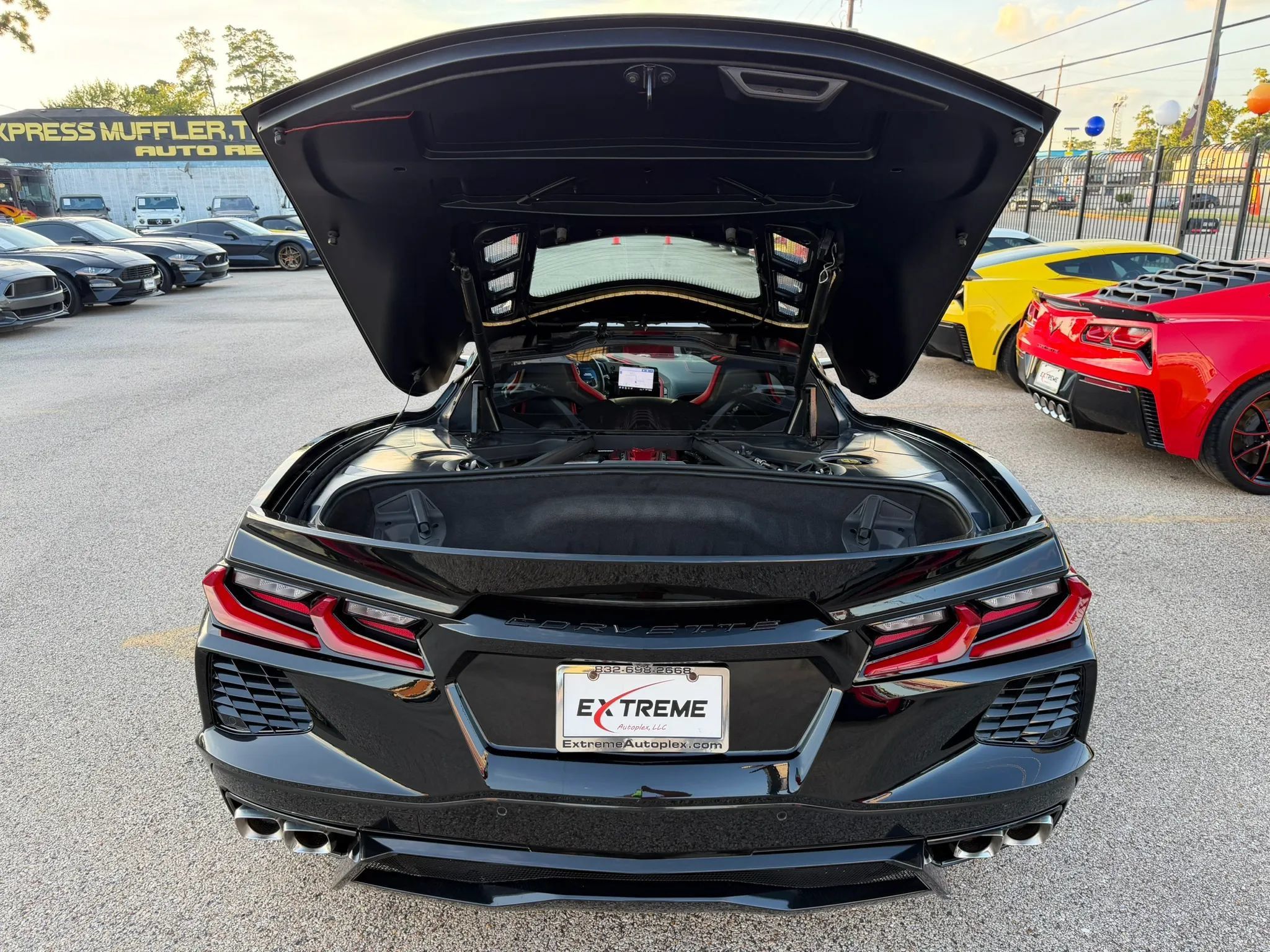 Used 2020 Chevrolet Corvette Stingray Preferred Cpe w/ 2LT Preferred Equipment Group RWD image 41
