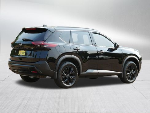 Certified 2023 Nissan Rogue SV w/ SV Premium B Package AWD/4WD image 7