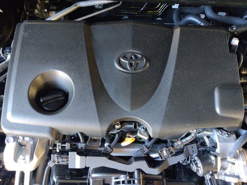 Used 2021 Toyota Camry SE FWD image 30