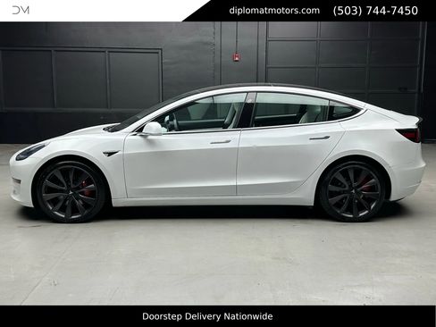Used 2020 Tesla Model 3 Performance image 6