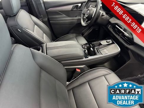 Certified 2025 Buick Enclave Preferred image 5