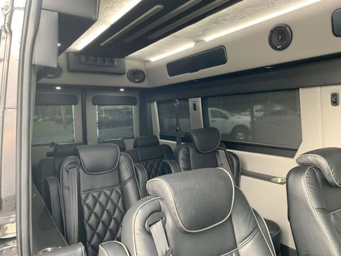 Used 2023 RAM ProMaster 3500 w/ Premium Appearance Group image 13