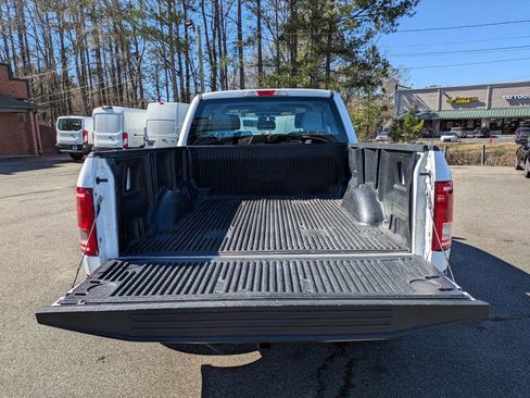 Used 2017 Ford F150 XL w/ Equipment Group 101A Mid image 6