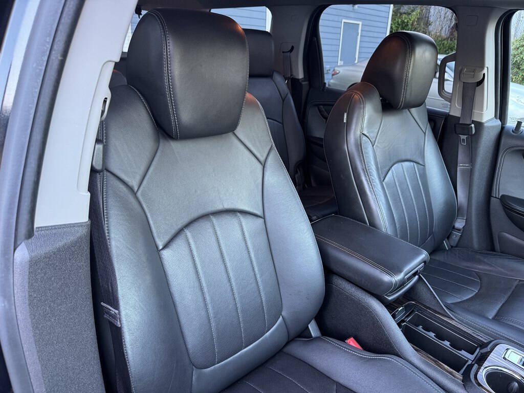 Used 2013 GMC Acadia Denali AWD/4WD image 17