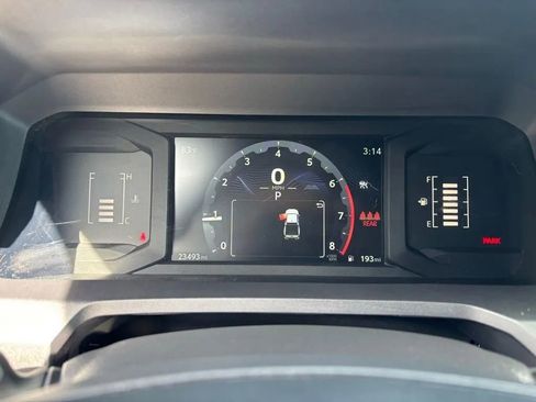 Used 2024 Toyota Tacoma SR5 image 15