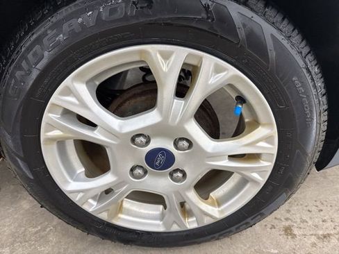 Used 2016 Ford Fiesta SE image 12