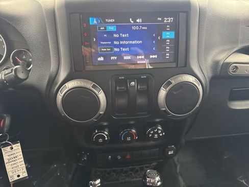 Used 2016 Jeep Wrangler Sport w/ Quick Order Package 24S image 18