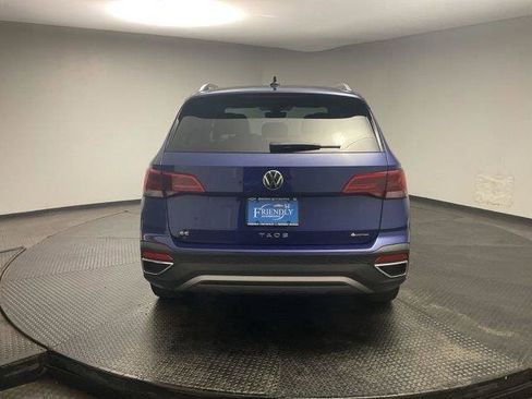 Used 2022 Volkswagen Taos SE AWD/4WD image 7