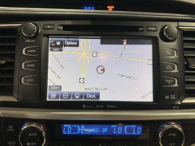 Used 2017 Toyota Highlander XLE FWD image 24