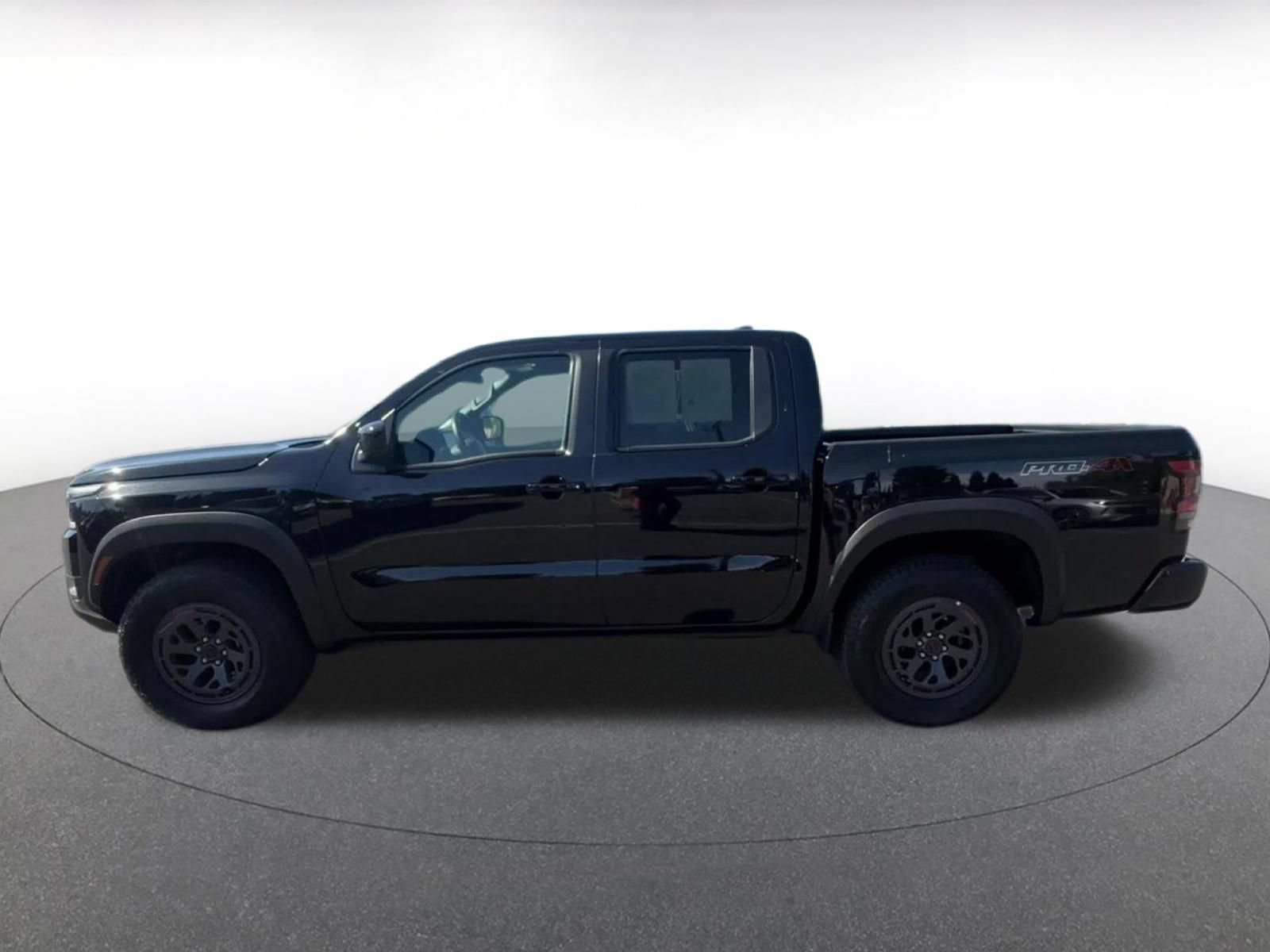 Used 2026 Nissan Frontier PRO-4X AWD/4WD image 8