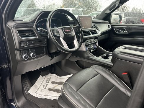 Used 2023 GMC Yukon SLT image 9