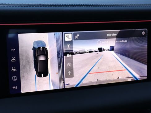 New 2026 Porsche Macan GTS Electric image 18