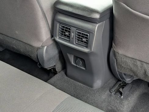 Used 2025 Toyota RAV4 LE image 29