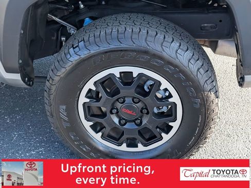 Used 2024 Toyota Tacoma TRD Off-Road AWD/4WD image 9