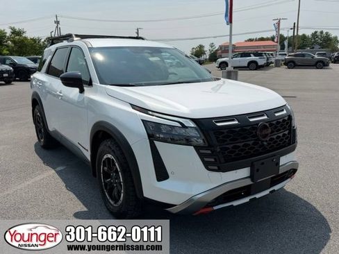 Certified 2026 Nissan Pathfinder Rock Creek AWD/4WD image 1