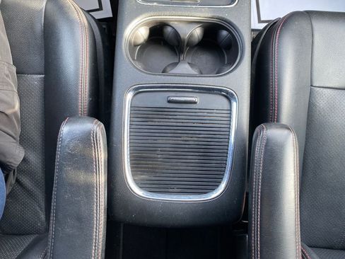 Used 2017 Dodge Grand Caravan GT image 24