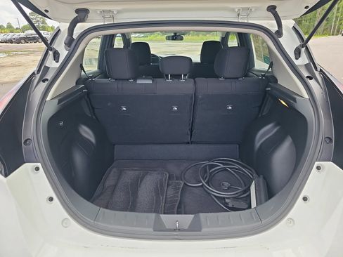 Used 2024 Nissan Leaf S FWD image 13