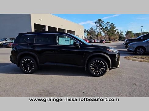 New 2026 Nissan Rogue Dark Armor image 36