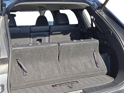 Used 2022 Mitsubishi Outlander SEL image 9