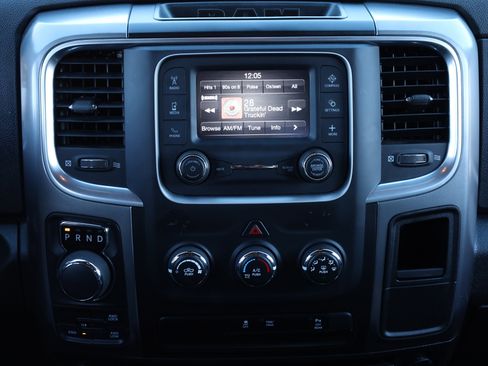 Used 2024 RAM 1500 Classic Warlock image 9