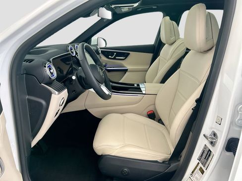 Certified 2026 Mercedes-Benz GLC 300 4MATIC image 18