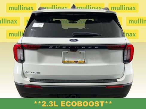 New 2026 Ford Explorer Active RWD image 8